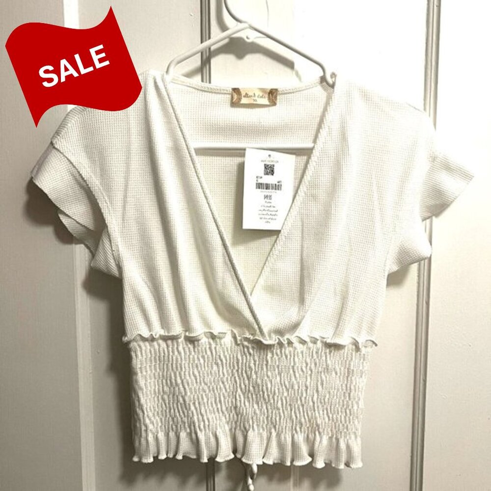 SALE!!!  Women's Altar'd State White elastic waist crop top Size XS